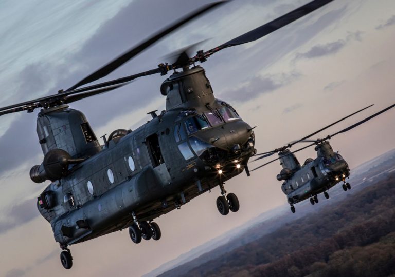 UK to acquire extended range H-47 Chinooks